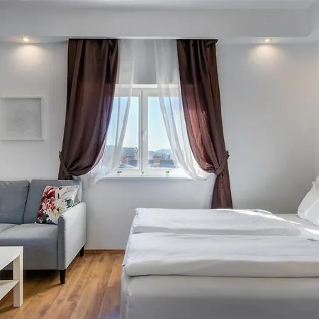 Premium Studio Szervita Square Budapest