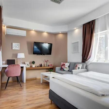 Premium Szervita Square * Budapeszt