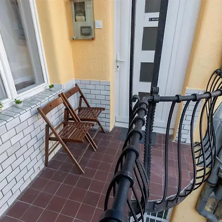 Premium Studio Szervita Square Apartment Budapest